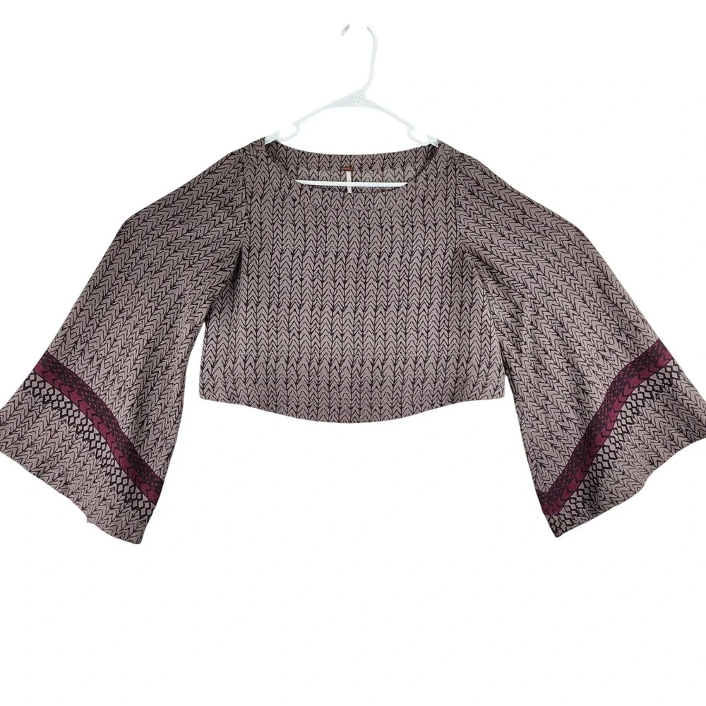 Free People Chevron Print Bell Sleeve Blouse Womens XS Taupe‎ Boho Cropped Top